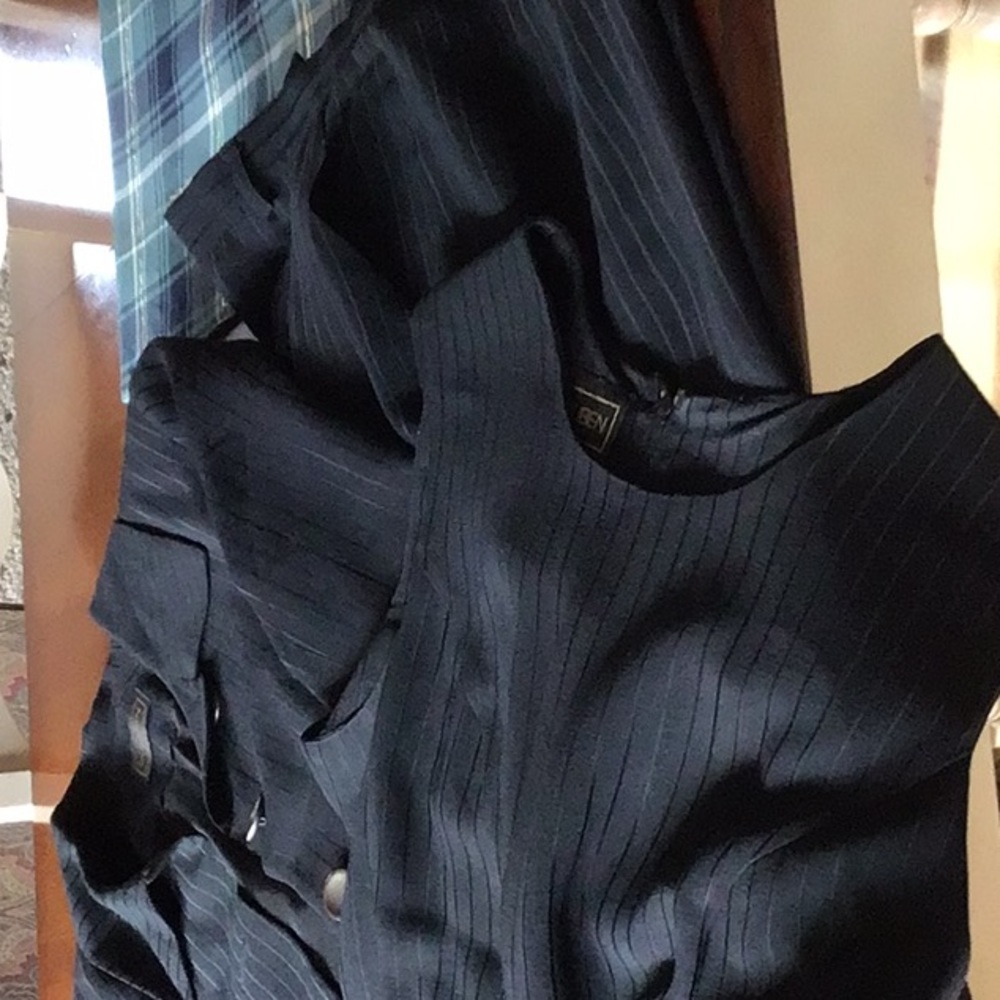 Louben 3 piece suit Made in Canada Like new